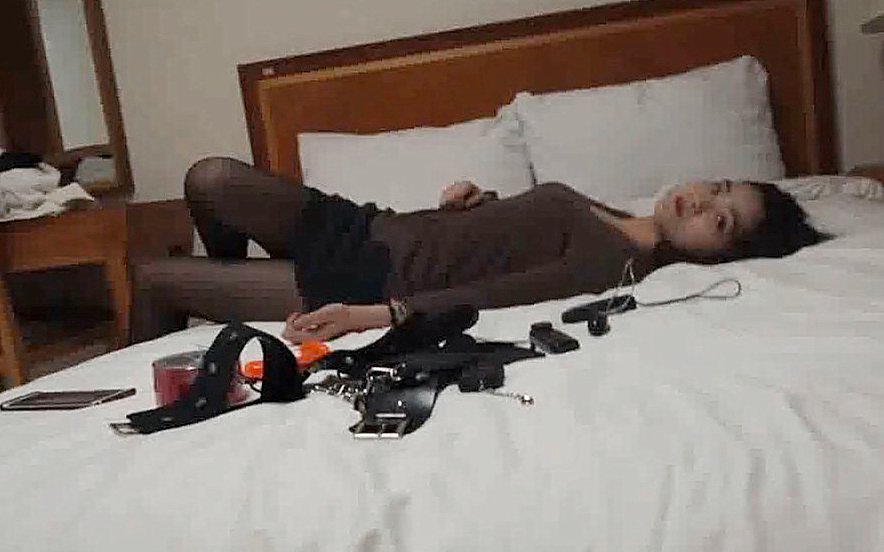 嫖妓达人金先生高颜值小太妹李英恩玩SM调教