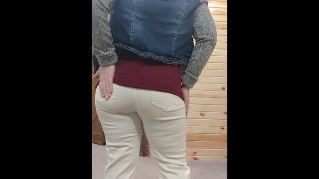 曲线身材的米尔夫脱衣舞，真正的业余妻子喷射，呻吟，