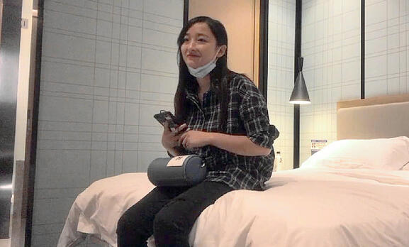 邻家女神外围小姐姐阴毛好浓密眼镜小伙狂抠狠干劲爆刺激撸管必备