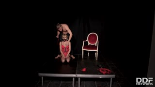 顺从的肛门处罚