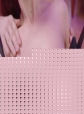 摇荡秋千中的激情缠绵 欲仙欲死的空中性爱姿势