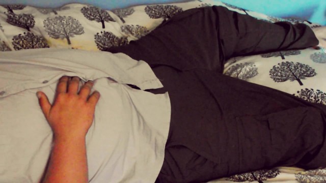 女性身份把男朋友迪克关在贞操牢笼里