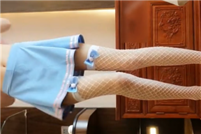 網紅美女軟萌蘿莉小仙之貓耳白網襪