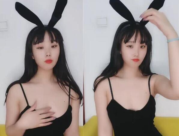 兔女郎装扮性感黑丝无毛白虎妹子自慰脱下衣服露大白圆润美乳揉捏近距离特写掰穴手指扣弄高潮出水