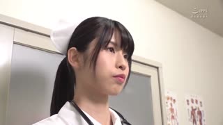 超欲求不滿喜歡舔棒的護理師！趁醫生不注意開始舔起肉棒來 GS-332