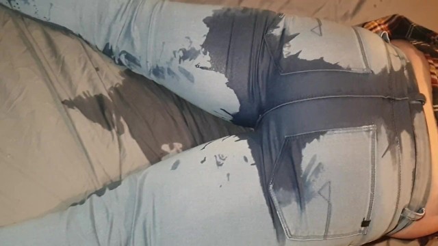 艾丽斯-我在牛仔裤里撒尿。你舒服的时候为什么要起床小便？