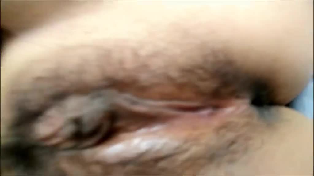 [黑丝袜的诱惑] 总经理约长腿秘书开房~为了工作只好忍者屈辱被爆操~