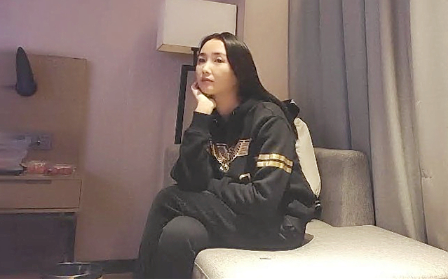 深圳大圈外围小马云约清纯175车模高颜值明星脸