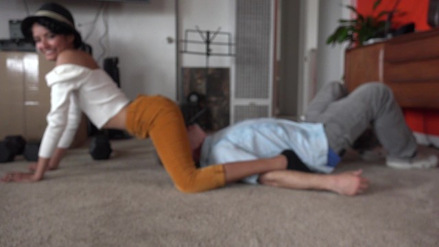 别碰我！穿着奇装异服的坐脸和雅典娜万岁