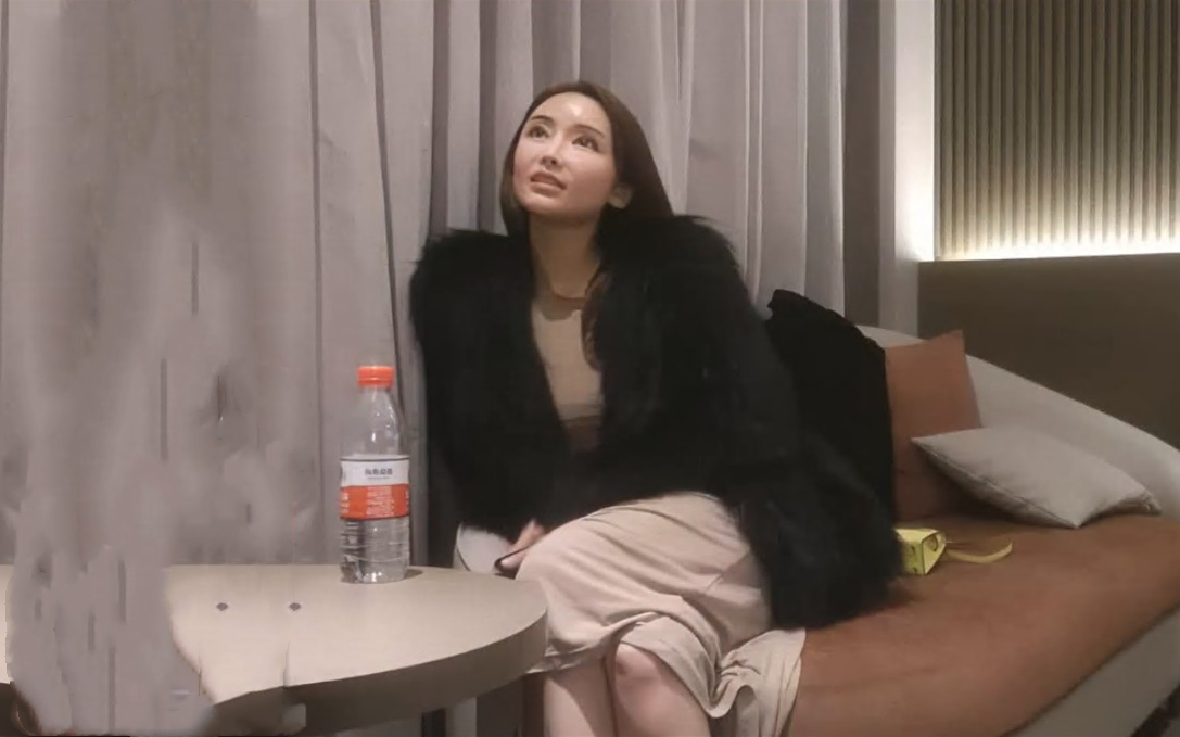 经典神作酷似萧亚轩魔鬼身材一对好乳明星脸甜美乖巧