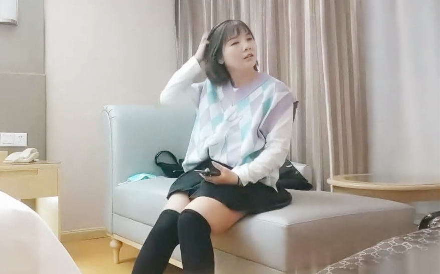 甜美短发气质邻家女神