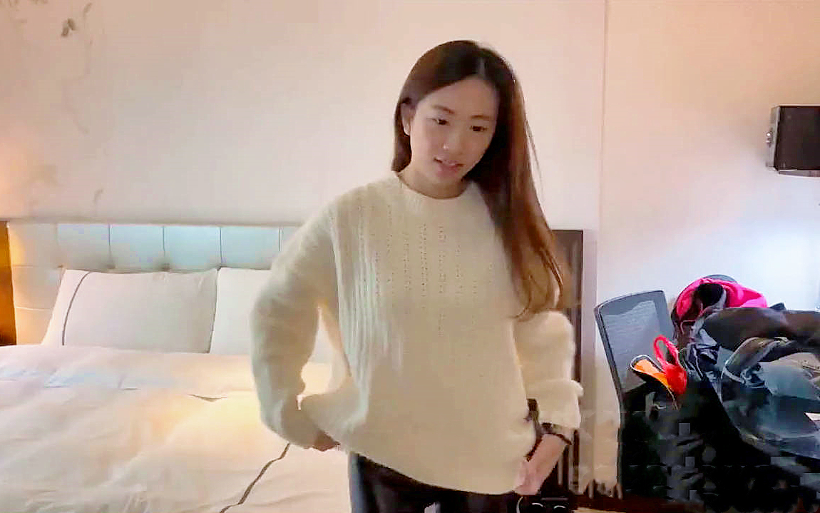 火爆泡妞大神南橘子约炮青涩可爱的大三实习生年纪不大各种折腾操