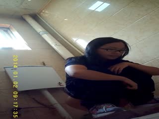 [厕所偷拍]厕所偷拍5 学生妹子果然青春靓丽