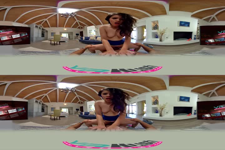 18VR Two Rocky Dicks For Alexis Crystal VR Porn7