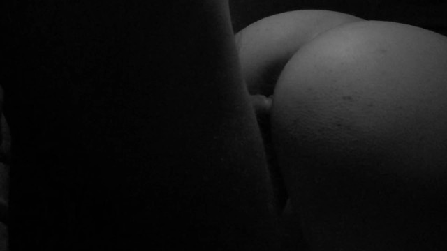 жена не подозревает, что я собираюсь ее трахнуть