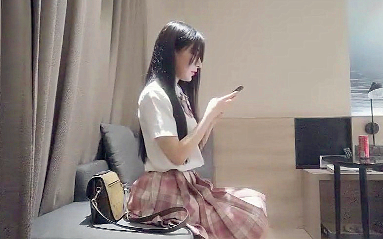 小宝寻花再来一场JK装清纯萌妹子苗条身材翘起屁股床边后入猛操