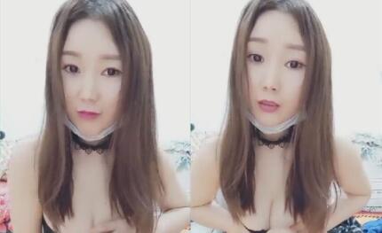 长发颜值不错大奶美少妇漏出奶子自摸逼逼摩擦阴蒂呻吟娇喘刺激