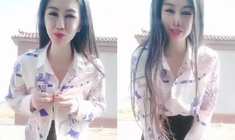 风骚少妇老板娘面包车野外车震激情舌吻扣逼坐在跨上啪啪丰臀诱惑