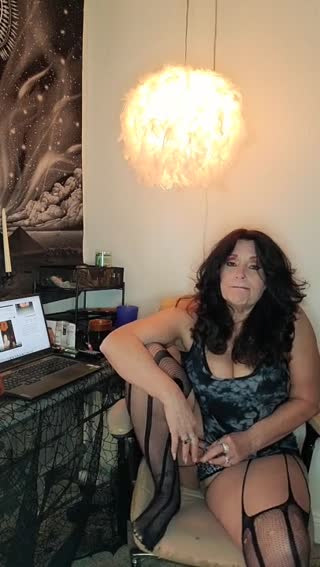 Amateur mature stepmom gives JOI with cum denial and smoking