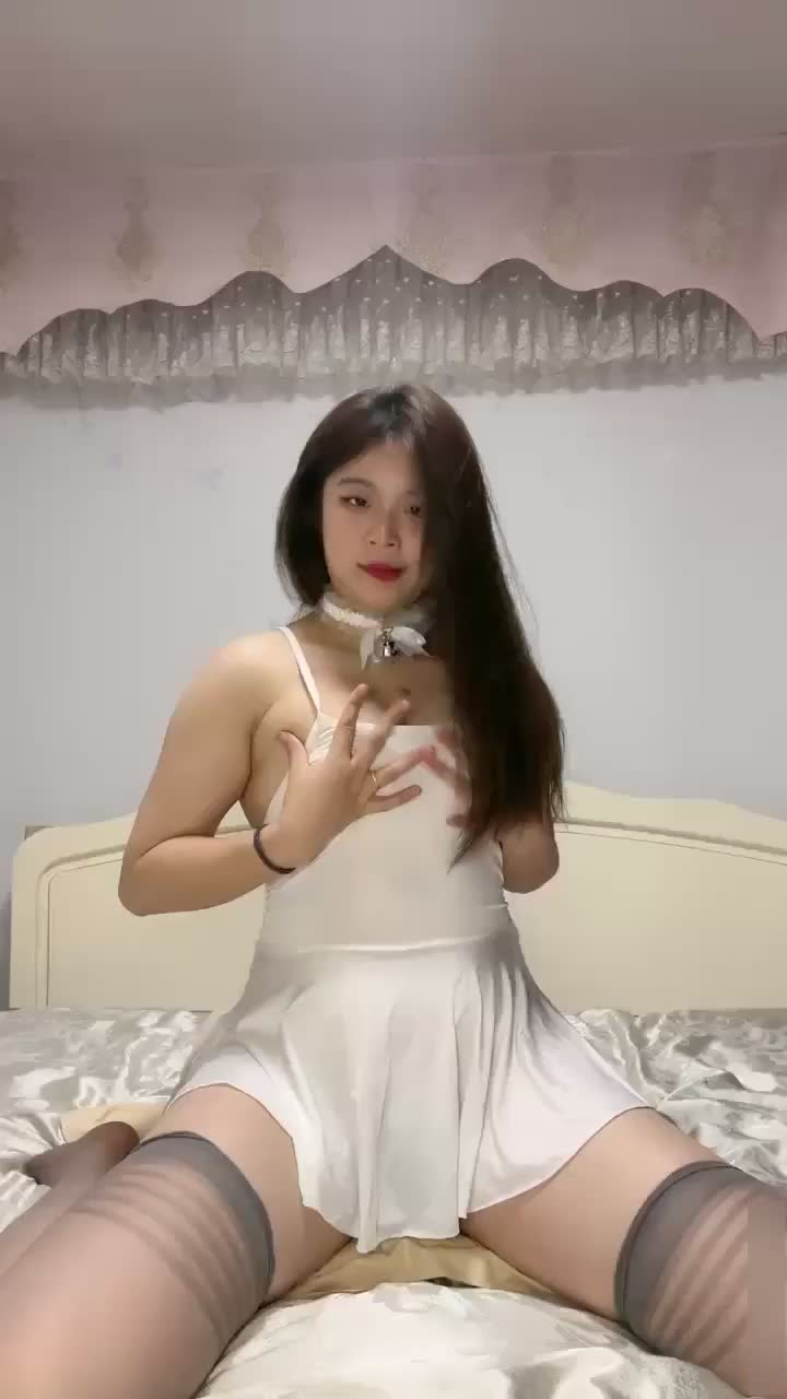 ❤️❤️清纯女学生! 水瓶插逼自慰 奶子很圆 小穴粉嫩 主动骑乘 后入吃鸡 无套狂插 狂射一身!2