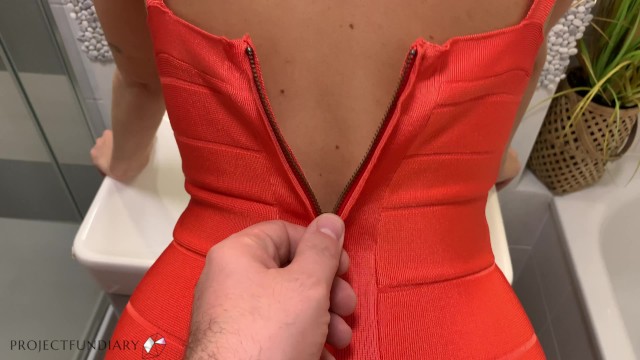 派对结束后，继兄从背后操了我，毁了我的生活