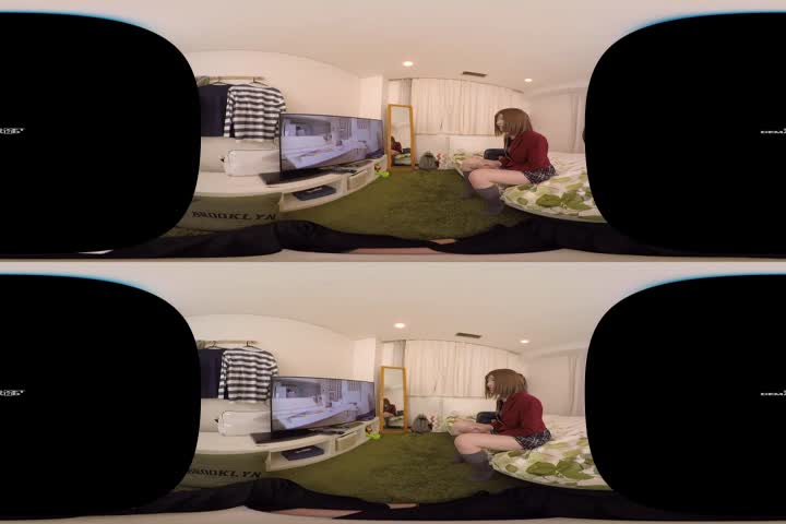 R1クラスメイトと2人っきりでAV监赏!はじめて観る过激なエロシーンの连発にパンティー越しにもわかるくらいのシミができちゃった彼女は---