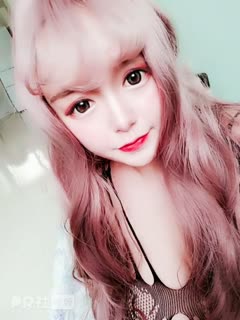 露脸巨乳娘@韵韵很甜 – 黑丝网袜 无修正原版[16P 3V24M]