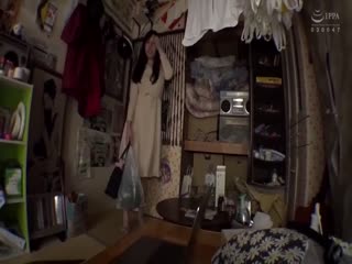 小房間 業餘中出 家庭主婦 若菜 31 歲