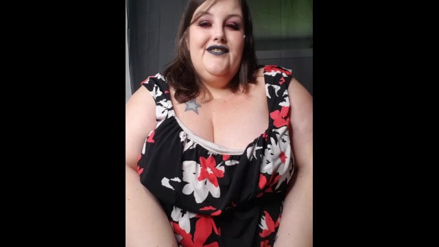 我抽烟的时候抚摸你的阴茎。