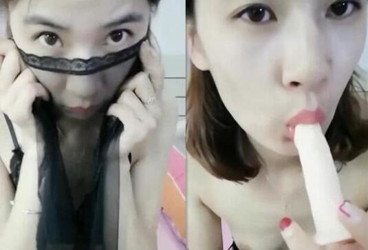 白膚性感情趣內衣美少婦和粉絲直播啪對白清晰0