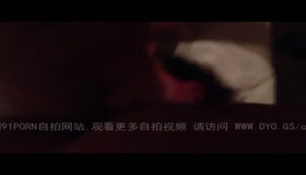 和46岁姐做爱继续3P上位