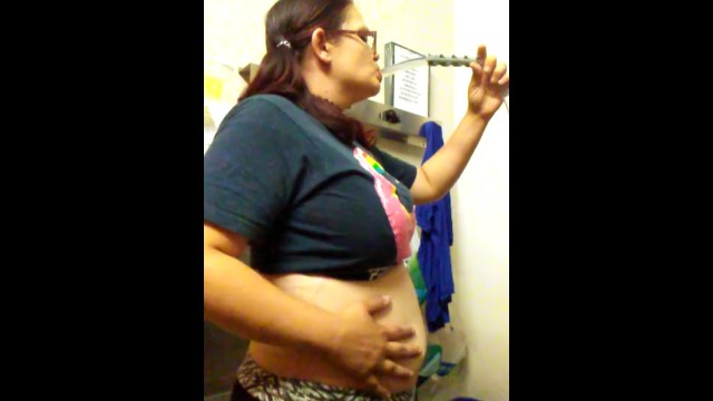 清水软管嘎吱作响-快速且巨大的水膨胀